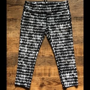 Nike Black and White Capris